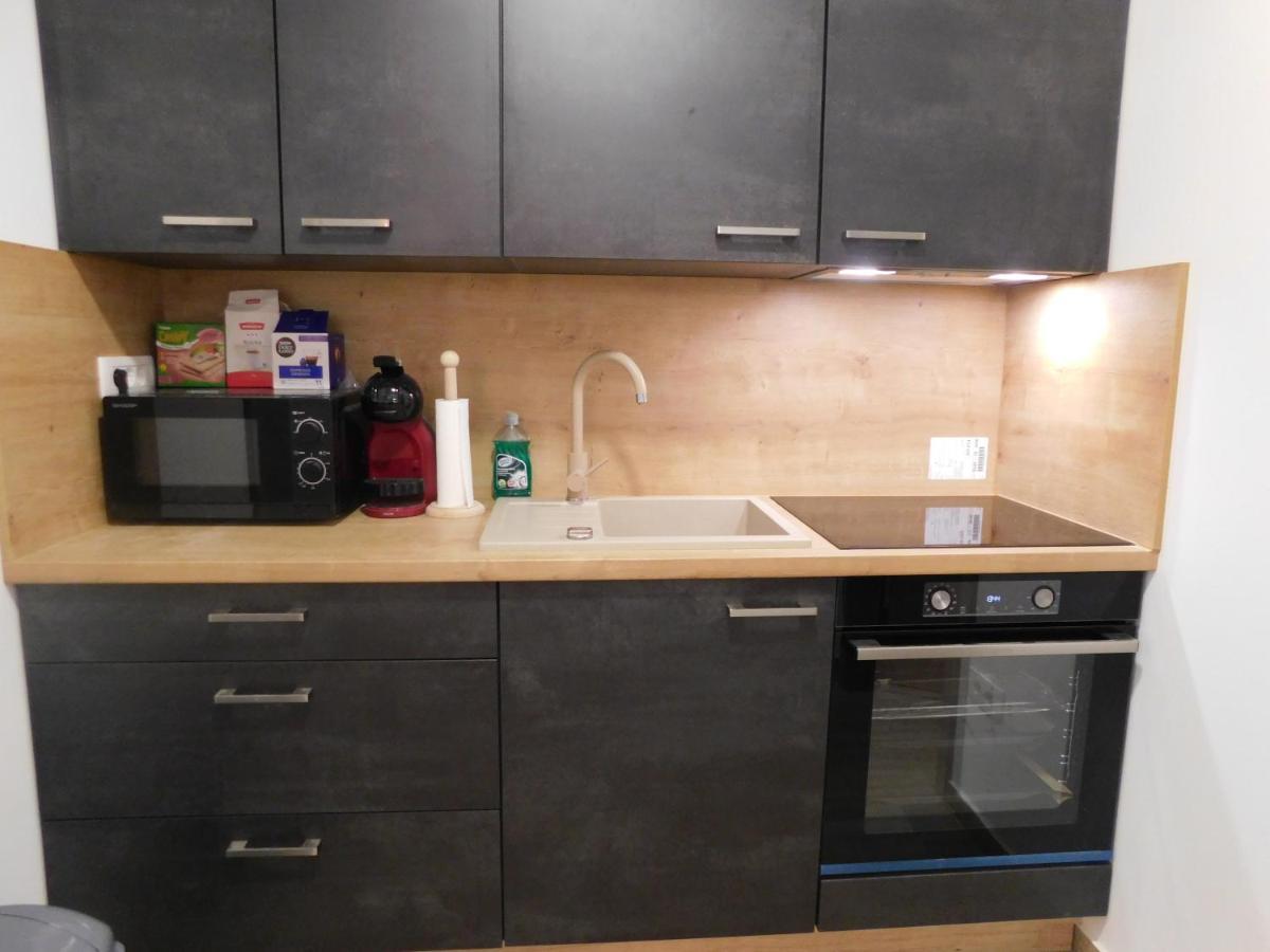 Active Chillax Oasis Apartments أنكاران المظهر الخارجي الصورة